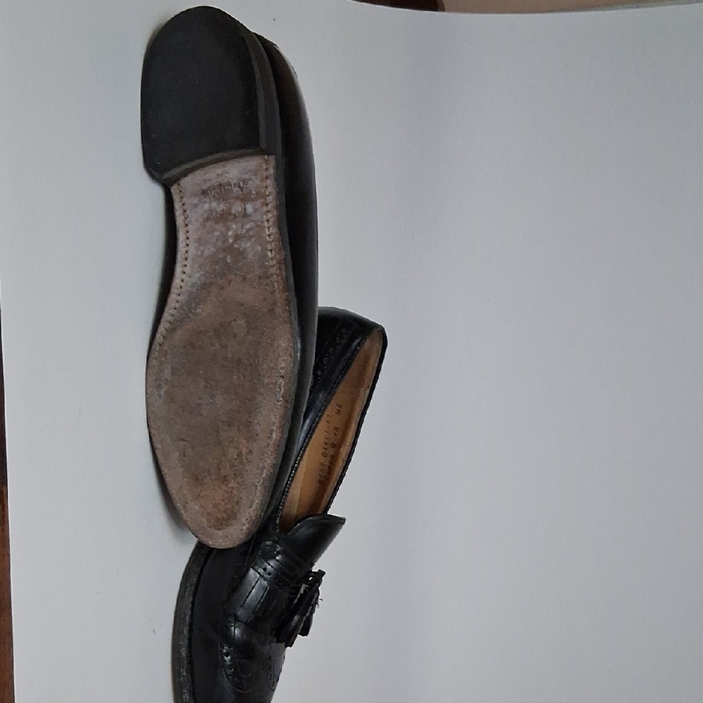 Johnston & Murphy Black Tassel Loafers - Picture 2 of 2